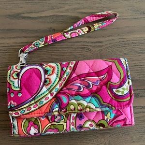 Multi colored Vera Bradley wristlet with phone holder!